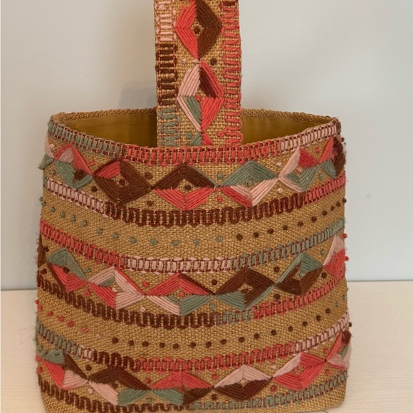 Source Unknown Multicolor Embroidered Tote - Picture 1 of 3